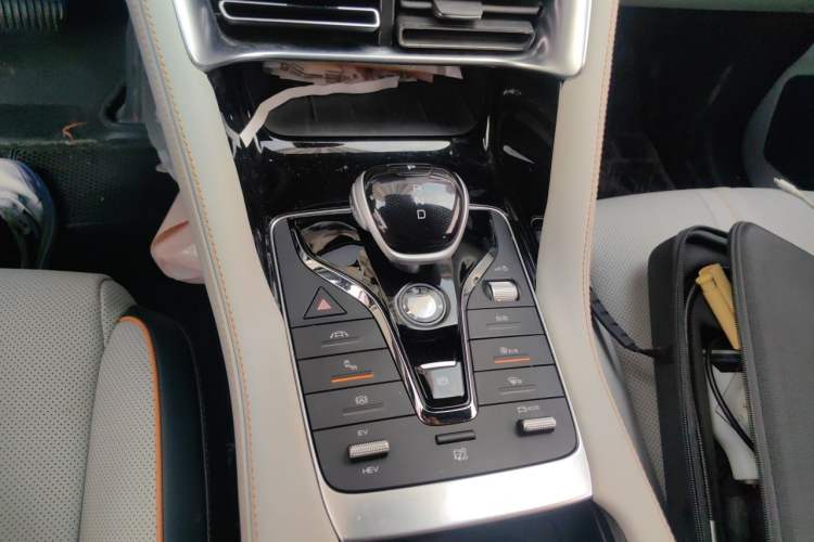 Used BYD Song PLUS New Energy 2021 DM-i 110KM Flagship PLUS Gear Lever