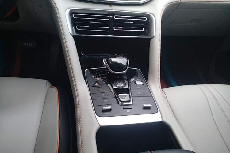 Used BYD Song PLUS New Energy 2021 DM-i 110KM Flagship Model Gear Lever