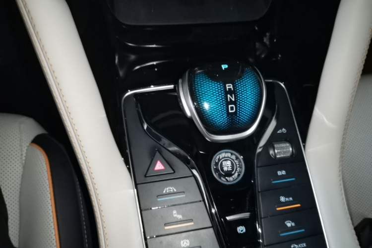 Used BYD Song PLUS New Energy 2021 DM-i 110KM Flagship PLUS Gear Lever