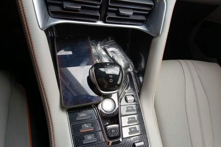 Used BYD Song PLUS New Energy 2021 DM-i 110KM Flagship PLUS Gear Lever