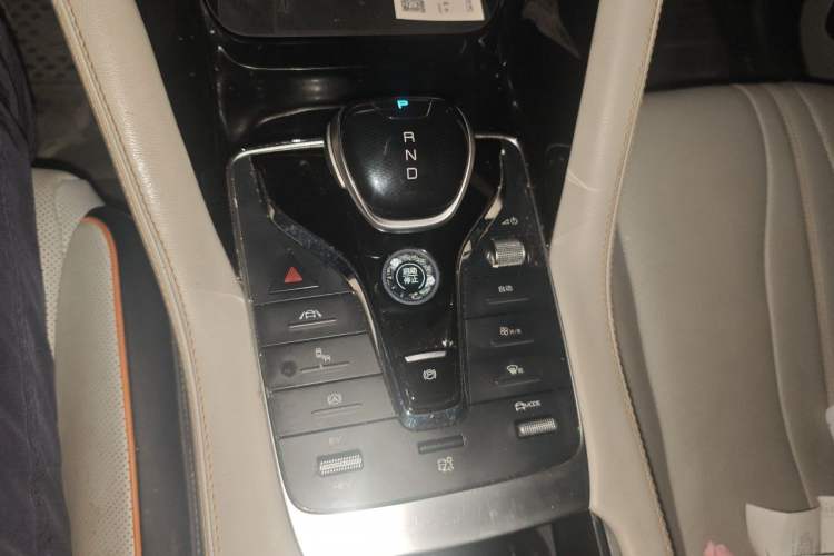 Used BYD Song PLUS New Energy 2021 DM-i 110KM Flagship PLUS Gear Lever