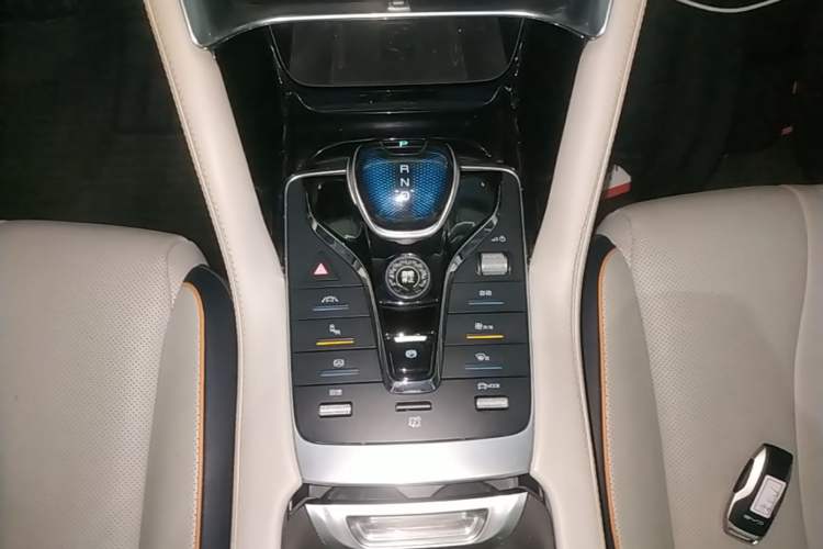 Used BYD Song PLUS New Energy 2021 EV Flagship Model Gear Lever