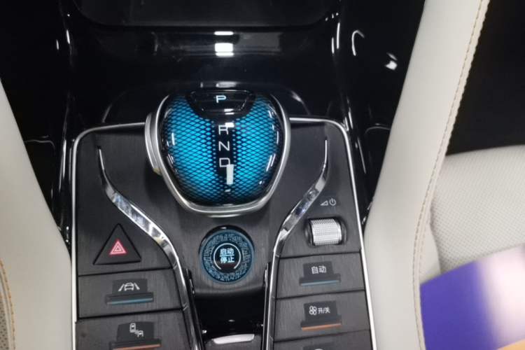 Used BYD Song PLUS New Energy 2021 DM-i 110KM Flagship PLUS Gear Lever