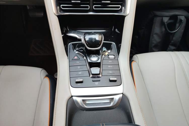 Used BYD Song PLUS New Energy 2021 DM-i 110KM Flagship Model Gear Lever