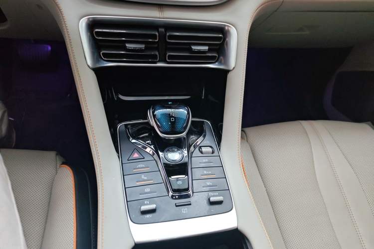 Used BYD Song PLUS New Energy 2021 DM-i 110KM Flagship PLUS Gear Lever