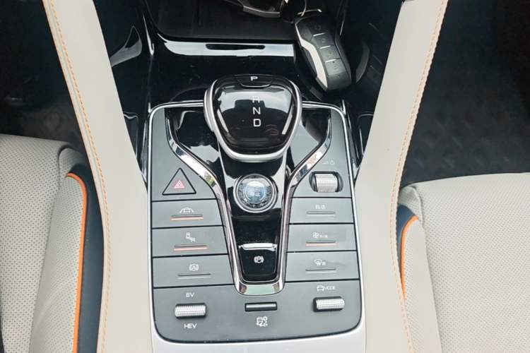 Used BYD Song PLUS New Energy 2021 DM-i 51KM Prestige Model Gear Lever