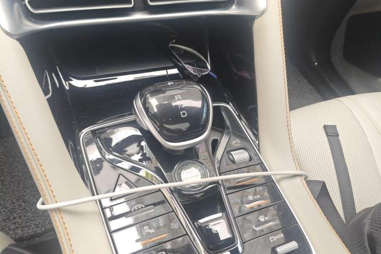 Used BYD Song PLUS New Energy 2021 DM-i 110KM Flagship PLUS Gear Lever