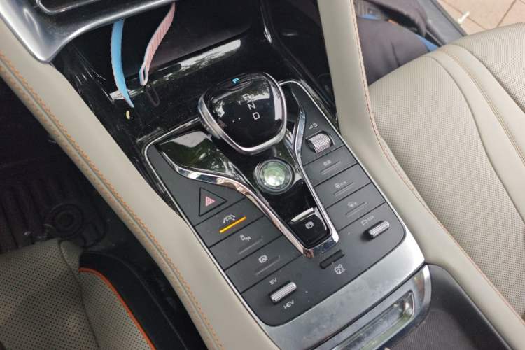 Used BYD Song PLUS New Energy 2021 DM-i 51KM Prestige Model Gear Lever