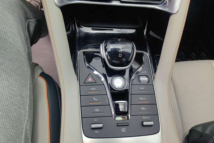 Used BYD Song PLUS New Energy 2021 DM-i 110KM Flagship PLUS Gear Lever