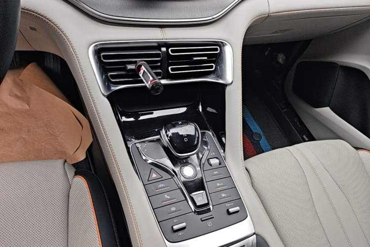 Used BYD Song PLUS New Energy 2021 DM-i 110KM Flagship PLUS Gear Lever