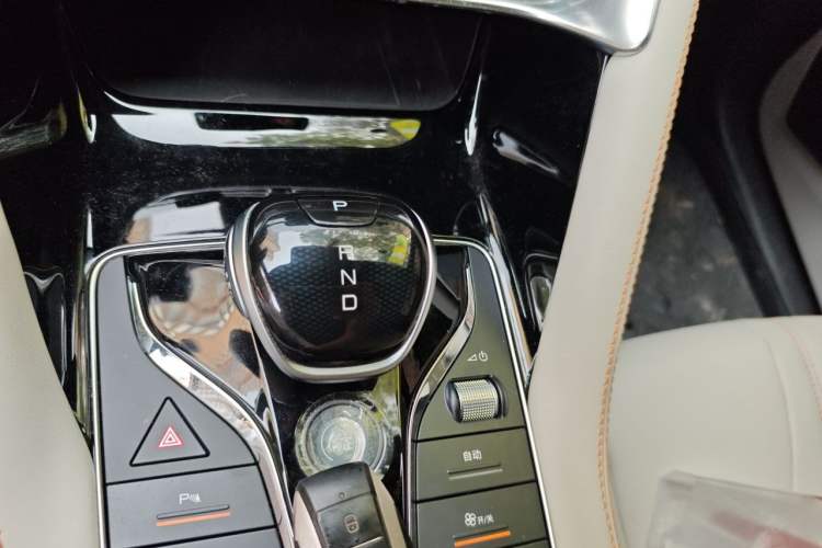 Used BYD Song PLUS New Energy 2021 DM-i 110KM Flagship Model Gear Lever