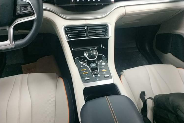 Used BYD Song PLUS New Energy 2021 DM-i 51KM Prestige Model Gear Lever