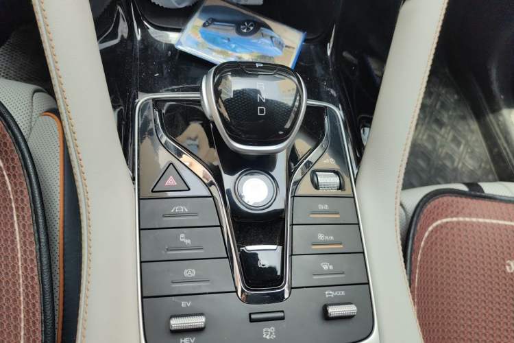 Used BYD Song PLUS New Energy 2021 DM-i 110KM Flagship PLUS Gear Lever