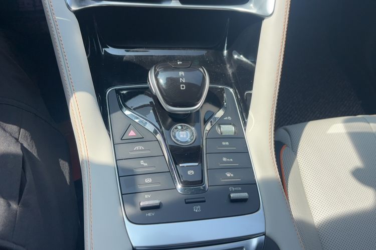 Used BYD Song PLUS New Energy 2021 DM-i 51KM Prestige Model Gear Lever