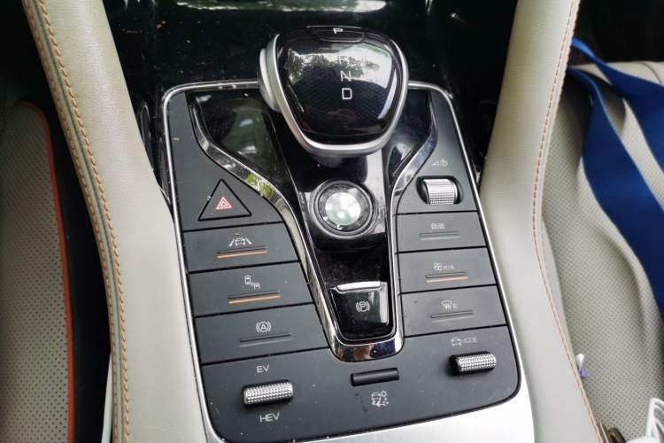 Used BYD Song PLUS New Energy 2021 DM-i 110KM Flagship PLUS Gear Lever