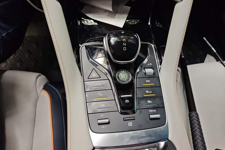 Used BYD Song PLUS New Energy 2021 DM-i 51KM Prestige Model Gear Lever