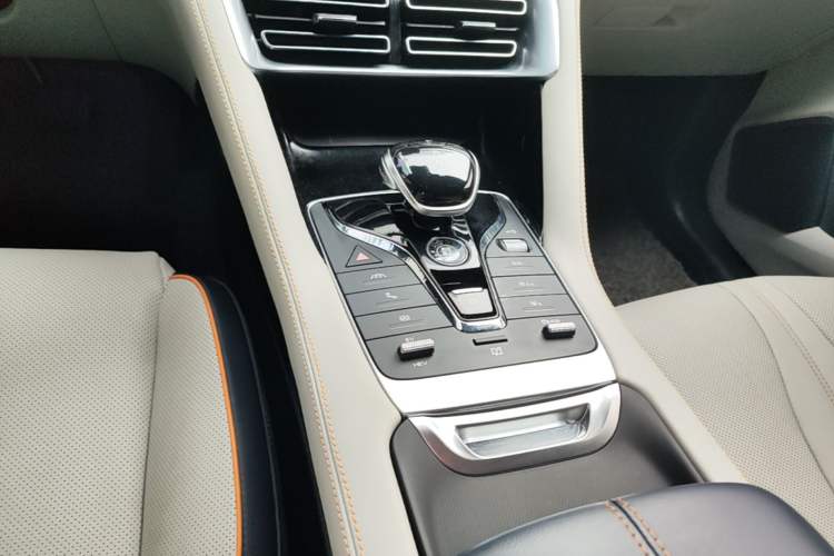 Used BYD Song PLUS New Energy 2021 DM-i 51KM Prestige Model Gear Lever