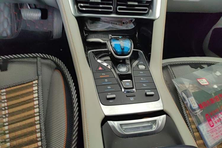 Used BYD Song PLUS New Energy 2021 DM-i 110KM Flagship Model Gear Lever