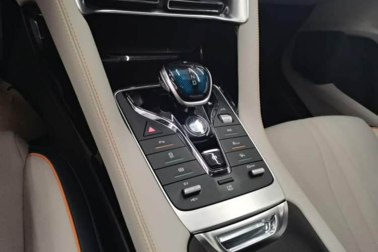 Used BYD Song PLUS New Energy 2021 DM-i 110KM Flagship Model Gear Lever