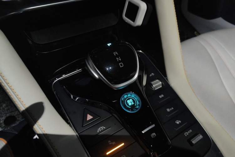 Used BYD Song PLUS New Energy 2021 DM-i 110KM Flagship PLUS Gear Lever