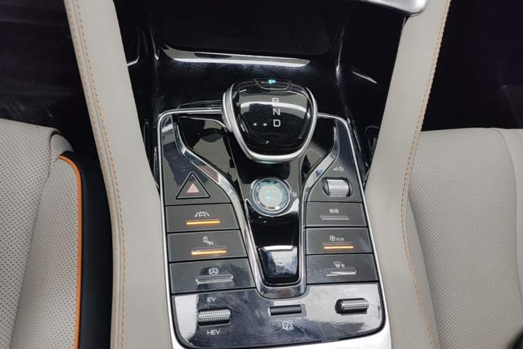 Used BYD Song PLUS New Energy 2021 DM-i 110KM Flagship PLUS Gear Lever