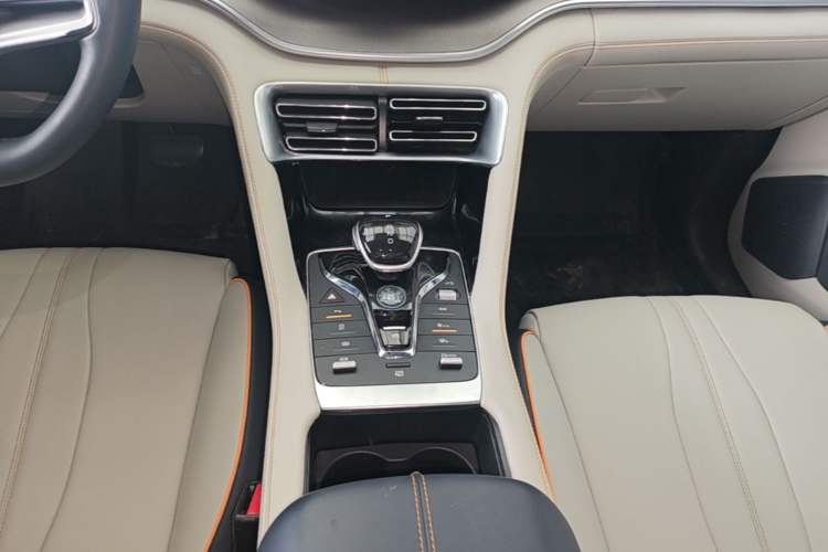 Used BYD Song PLUS New Energy 2021 EV Deluxe Model Gear Lever