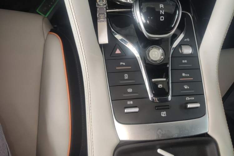 Used BYD Song PLUS New Energy 2021 EV Deluxe Model Gear Lever