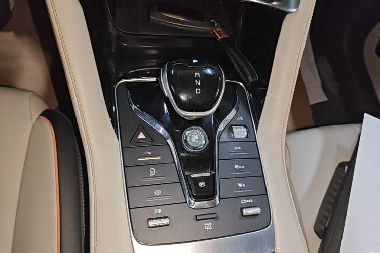 Used BYD Song PLUS New Energy 2021 EV Deluxe Model Gear Lever