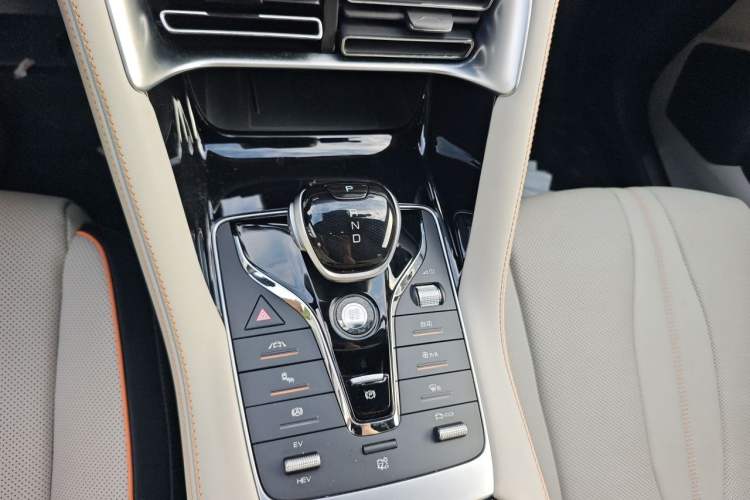 Used BYD Song PLUS New Energy 2021 DM-i 110KM Flagship PLUS Gear Lever