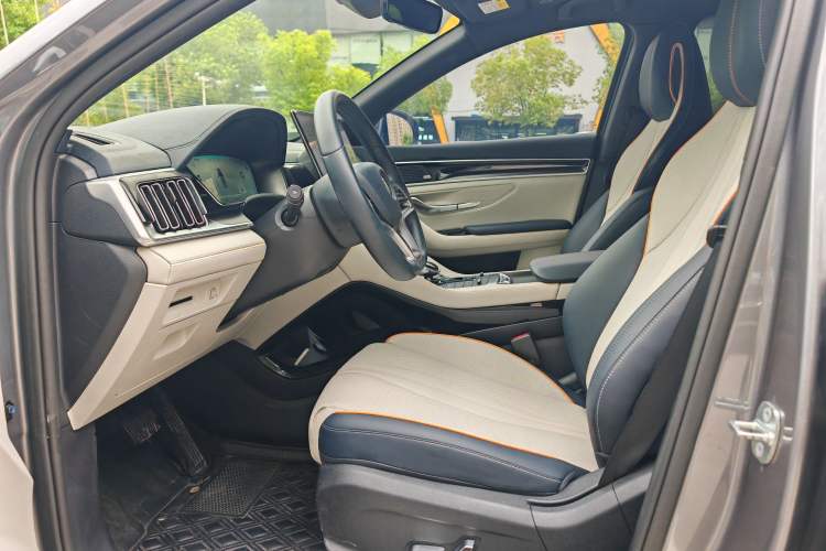 Used BYD Song PLUS New Energy 2021 DM-i 110KM Flagship PLUS 5G Edition Interior 1