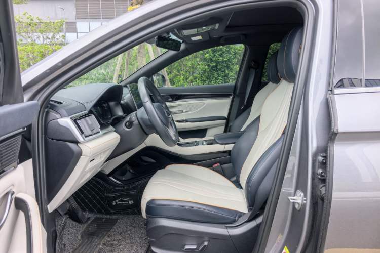 Used BYD Song PLUS New Energy 2021 DM-i 110KM Flagship PLUS Interior 1