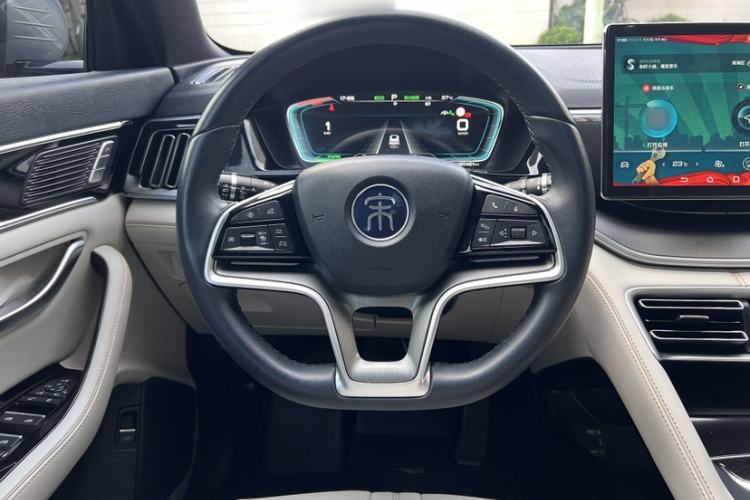 Used BYD Song PLUS New Energy 2021 EV Flagship Model Interior 10