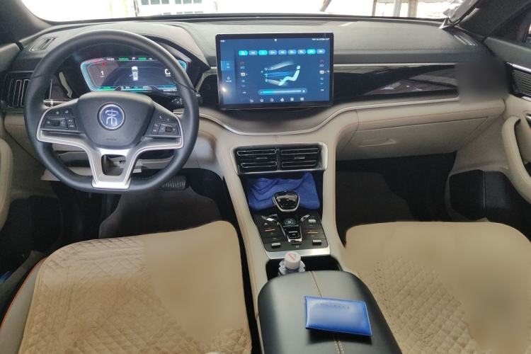 Used BYD Song PLUS New Energy 2021 EV Deluxe Model Interior 2