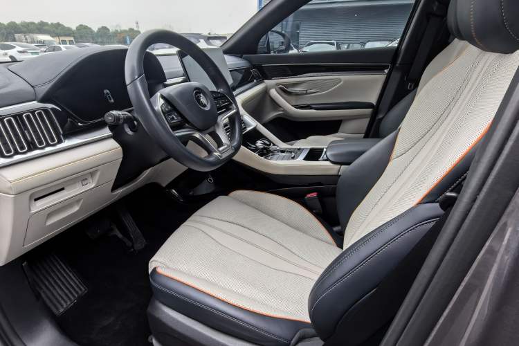 Used BYD Song PLUS New Energy 2021 DM-i 51KM Prestige Model Interior 3