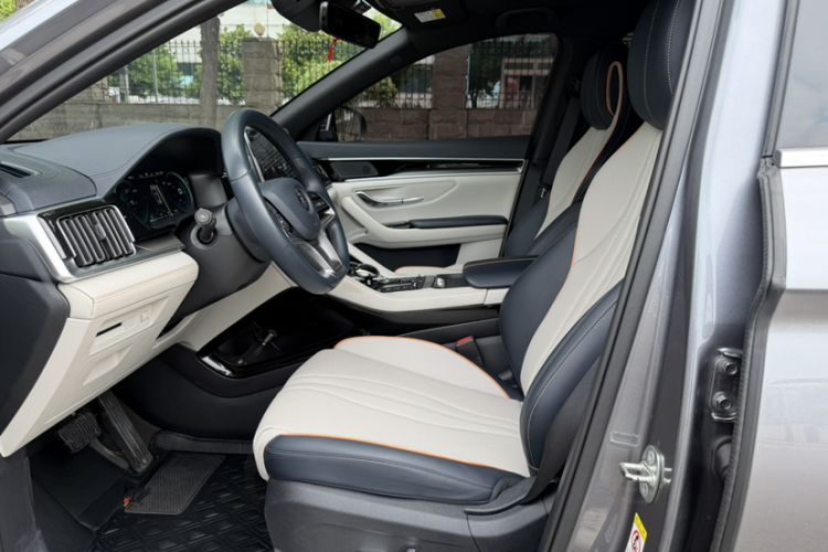 Used BYD Song PLUS New Energy 2021 DM-i 110KM Flagship PLUS Interior 3