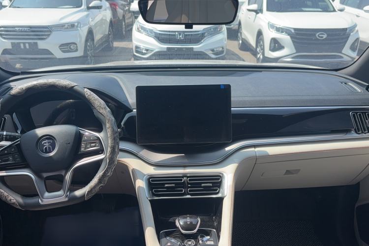 Used BYD Song PLUS New Energy 2021 DM-i 51KM Prestige Model Interior 3