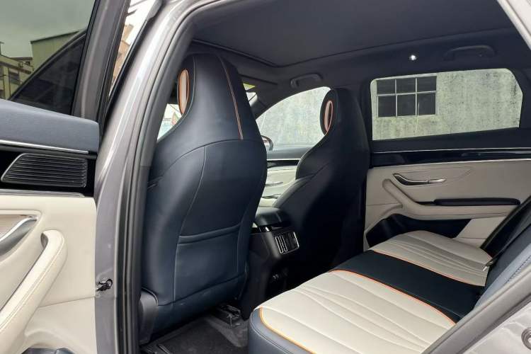 Used BYD Song PLUS New Energy 2021 DM-i 51KM Prestige Model Interior 4