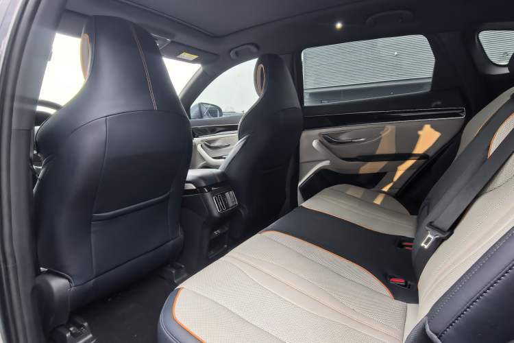 Used BYD Song PLUS New Energy 2021 DM-i 51KM Prestige Model Interior 5