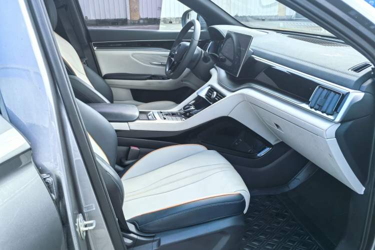 Used BYD Song PLUS New Energy 2021 DM-i 110KM Flagship Model Interior 5