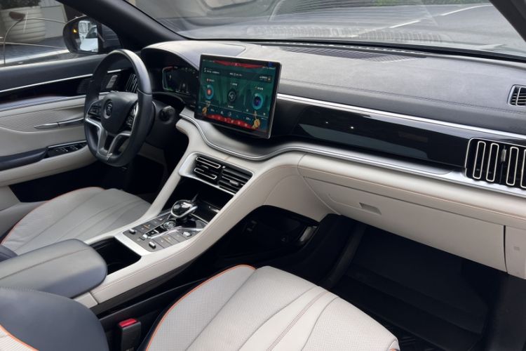 Used BYD Song PLUS New Energy 2021 EV Flagship Model Interior 6