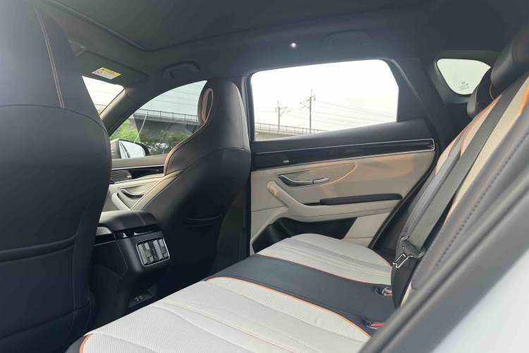Used BYD Song PLUS New Energy 2021 DM-i 51KM Prestige Model Interior 7
