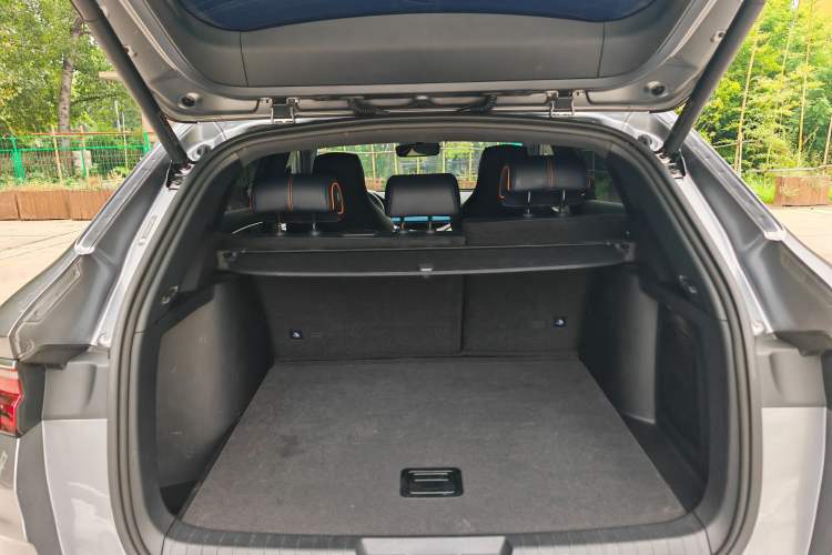 Used BYD Song PLUS New Energy 2021 DM-i 110KM Flagship PLUS 5G Edition Interior 9