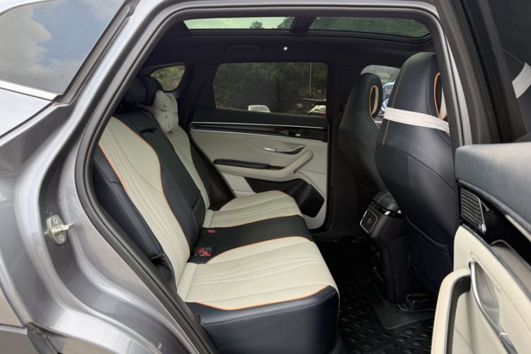 Used BYD Song PLUS New Energy 2021 DM-i 51KM Prestige Model Interior 9