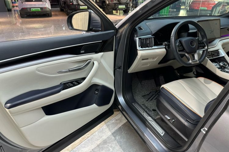 Used BYD Song PLUS New Energy 2021 DM-i 110KM Flagship PLUS Interior 9