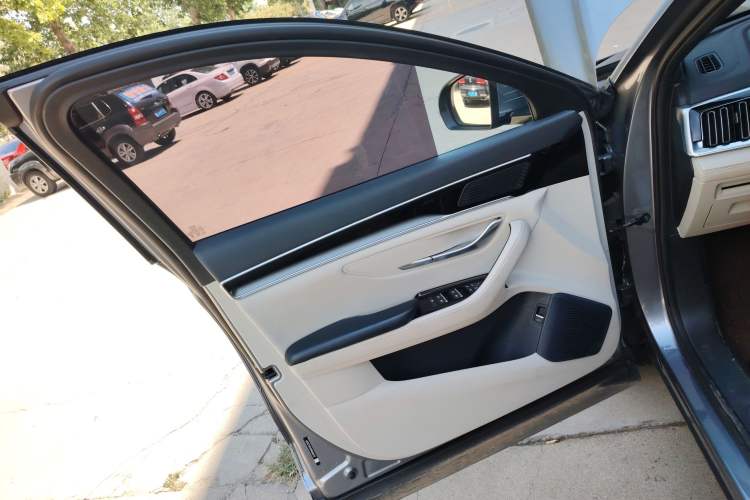 Used BYD Song PLUS New Energy 2021 DM-i 110KM Flagship Model Left Front Door Interior