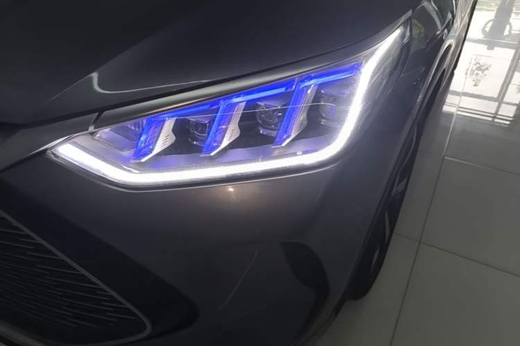 Used BYD Song PLUS New Energy 2021 DM-i 110KM Flagship PLUS Left Front Headlight