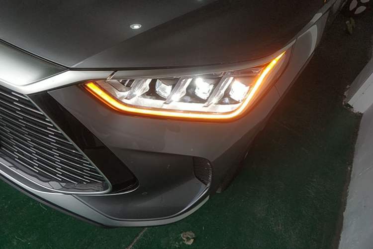 Used BYD Song PLUS New Energy 2021 DM-i 110KM Flagship Model Left Front Headlight