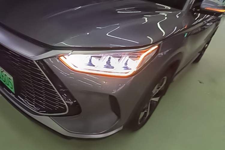 Used BYD Song PLUS New Energy 2021 DM-i 110KM Flagship PLUS Left Front Headlight