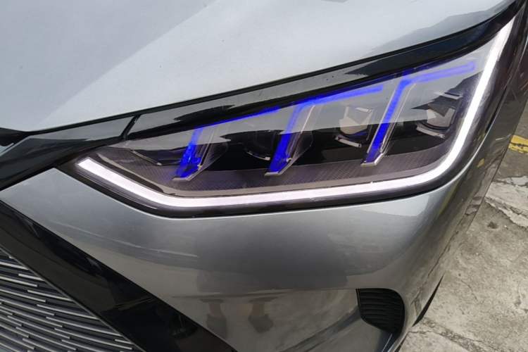 Used BYD Song PLUS New Energy 2021 DM-i 110KM Flagship PLUS 5G Edition Left Front Headlight