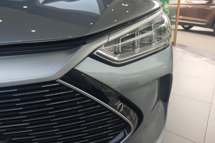 Used BYD Song PLUS New Energy 2021 DM-i 110KM Flagship PLUS Left Front Headlight